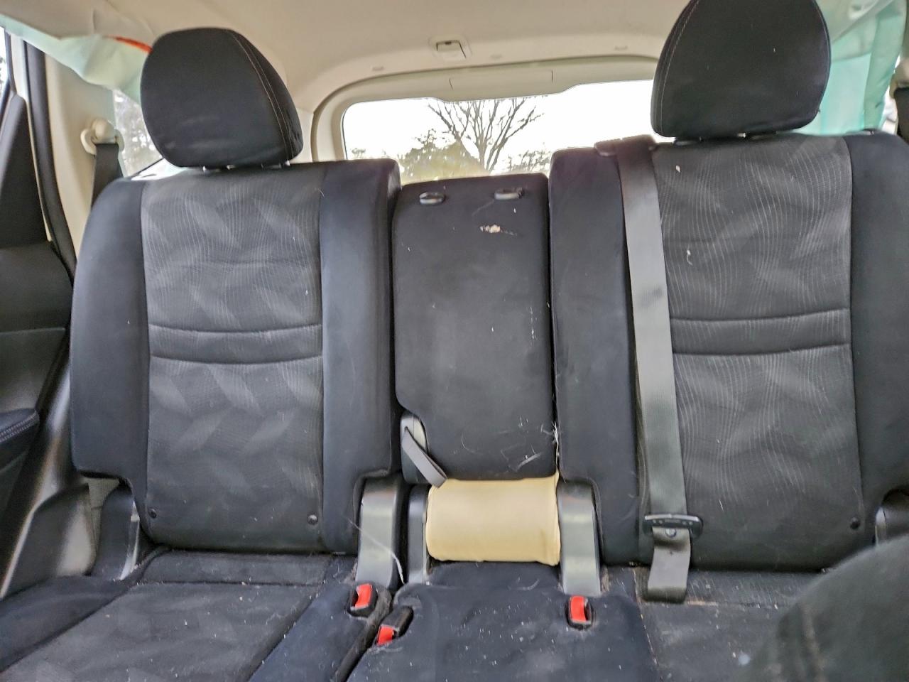 Nissan Rogue S Image 10