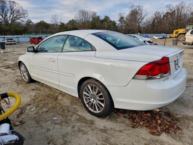 Volvo C70 T5 Image 2