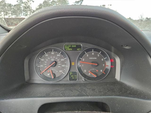 Volvo C70 T5 Image 4