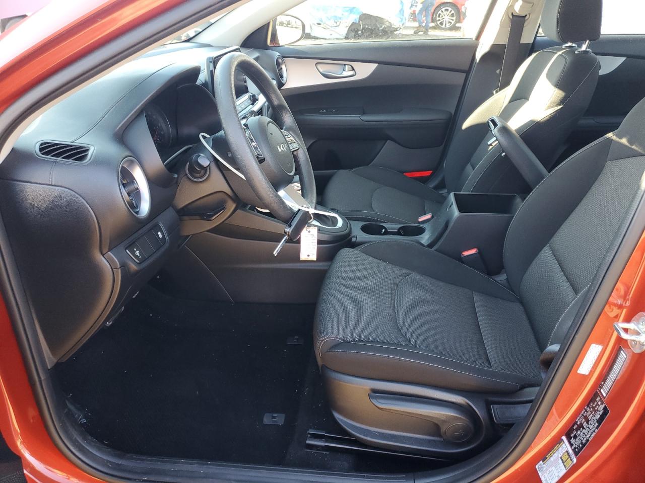 Kia Forte Lx Image 9