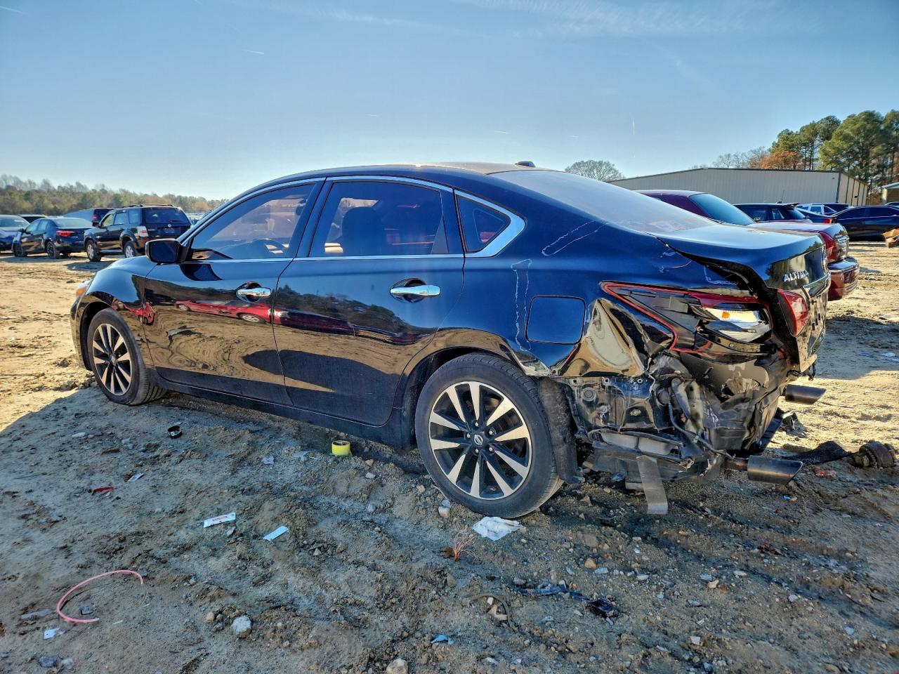 Nissan Altima 2.5 Image 2