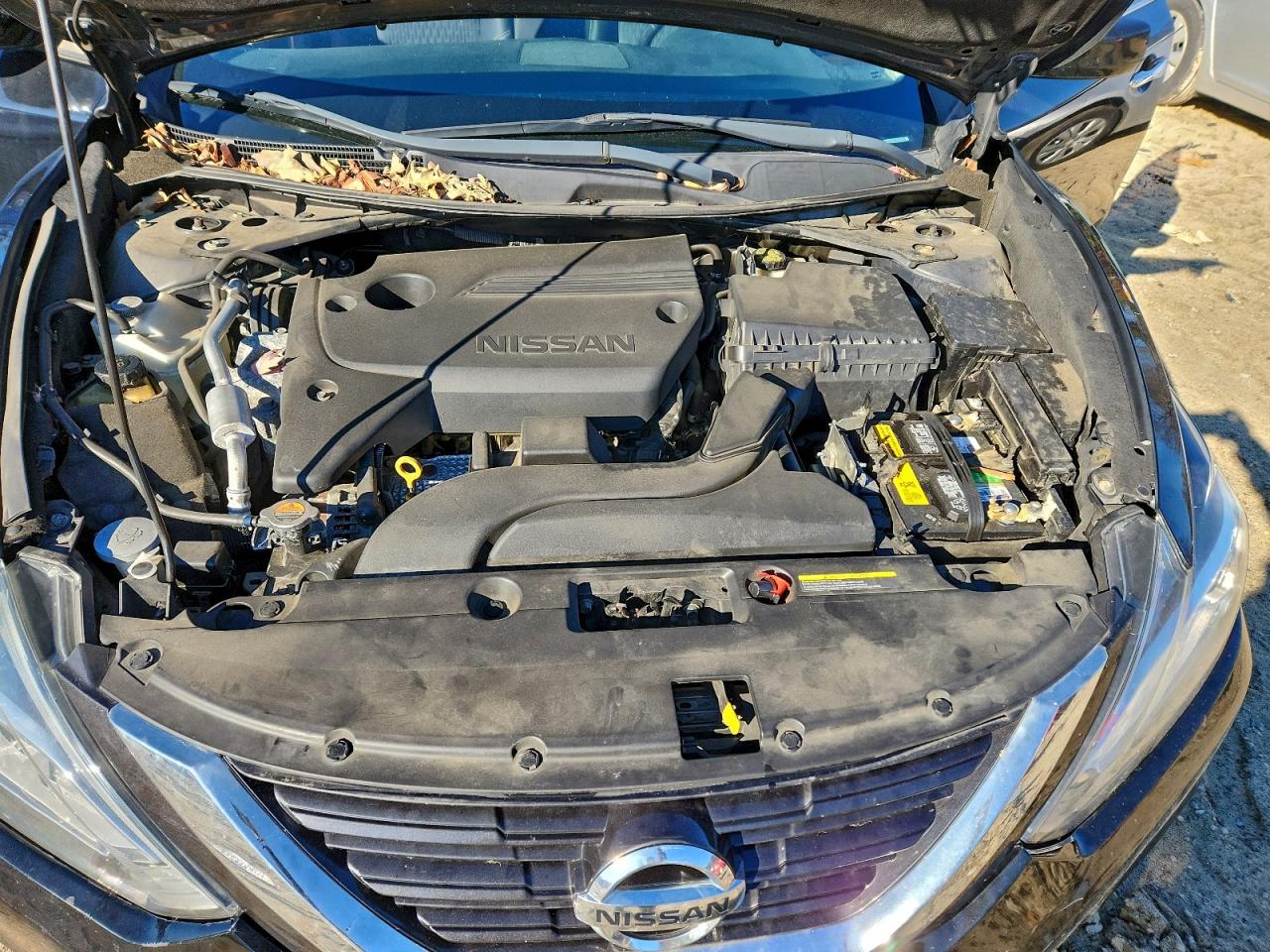 Nissan Altima 2.5 Image 9