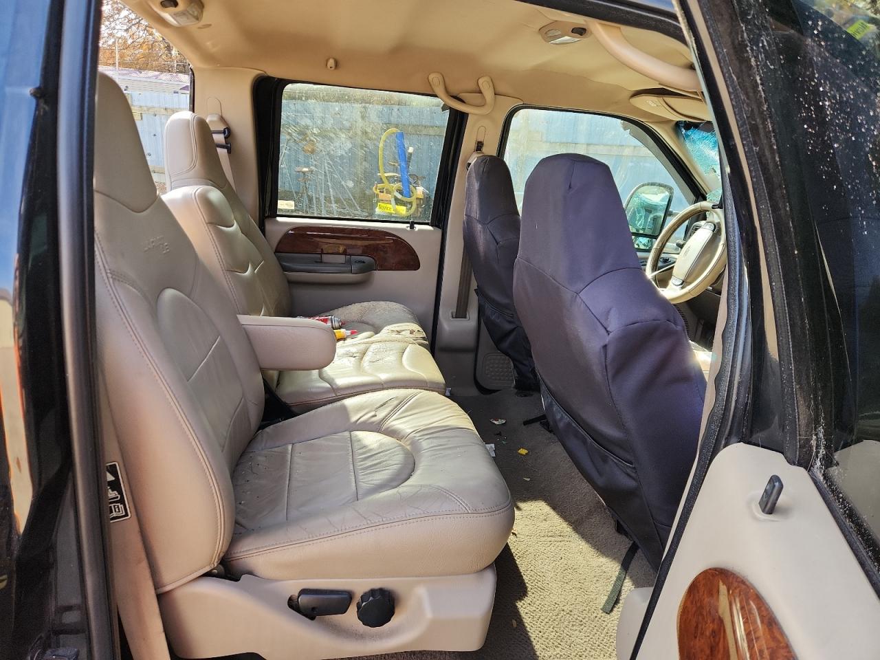 Ford F-350 Super Duty Image 5