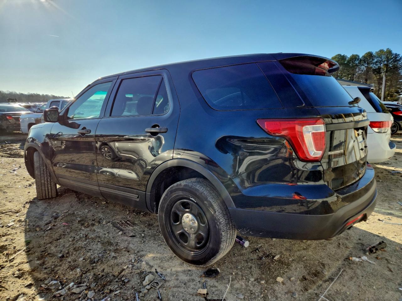 Ford Explorer Police Interceptor Image 11