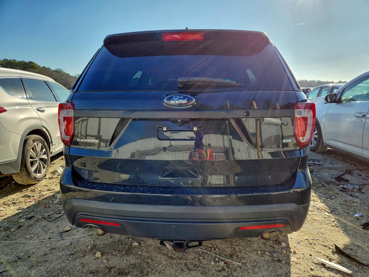 Ford Explorer Police Interceptor Image 12