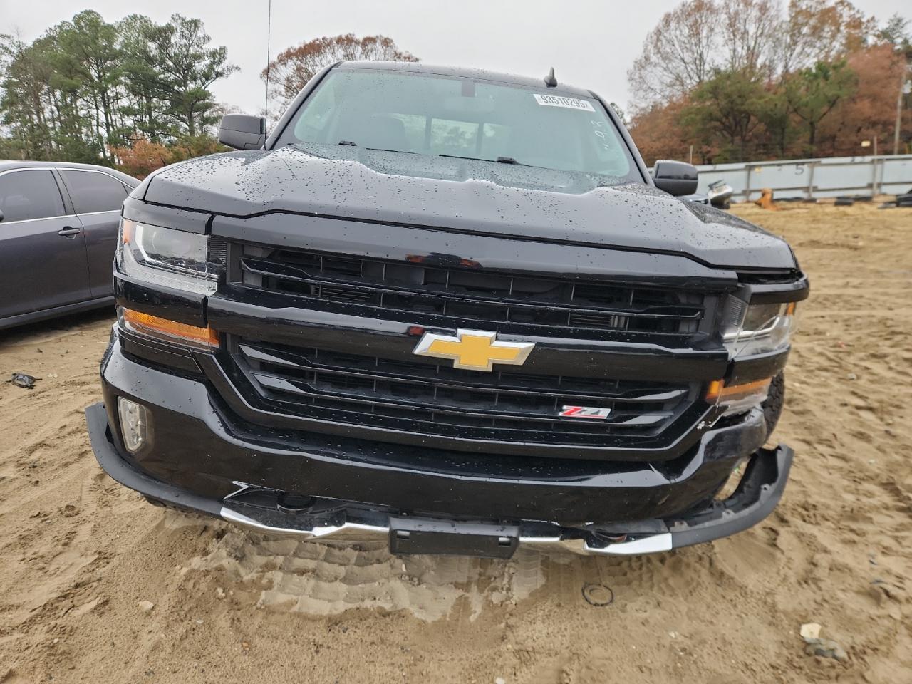 Chevrolet Silverado K1500 Lt Image 4