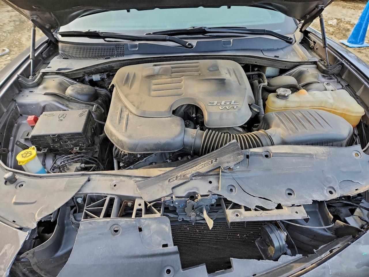 Dodge Charger Sxt Image 12