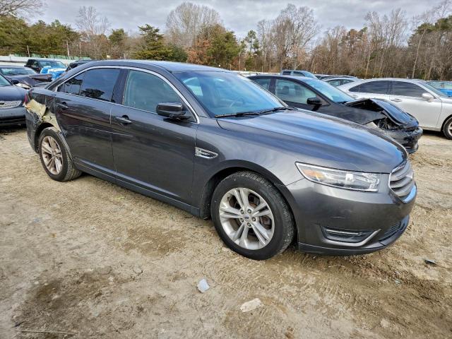 Ford Taurus Sel Image 9