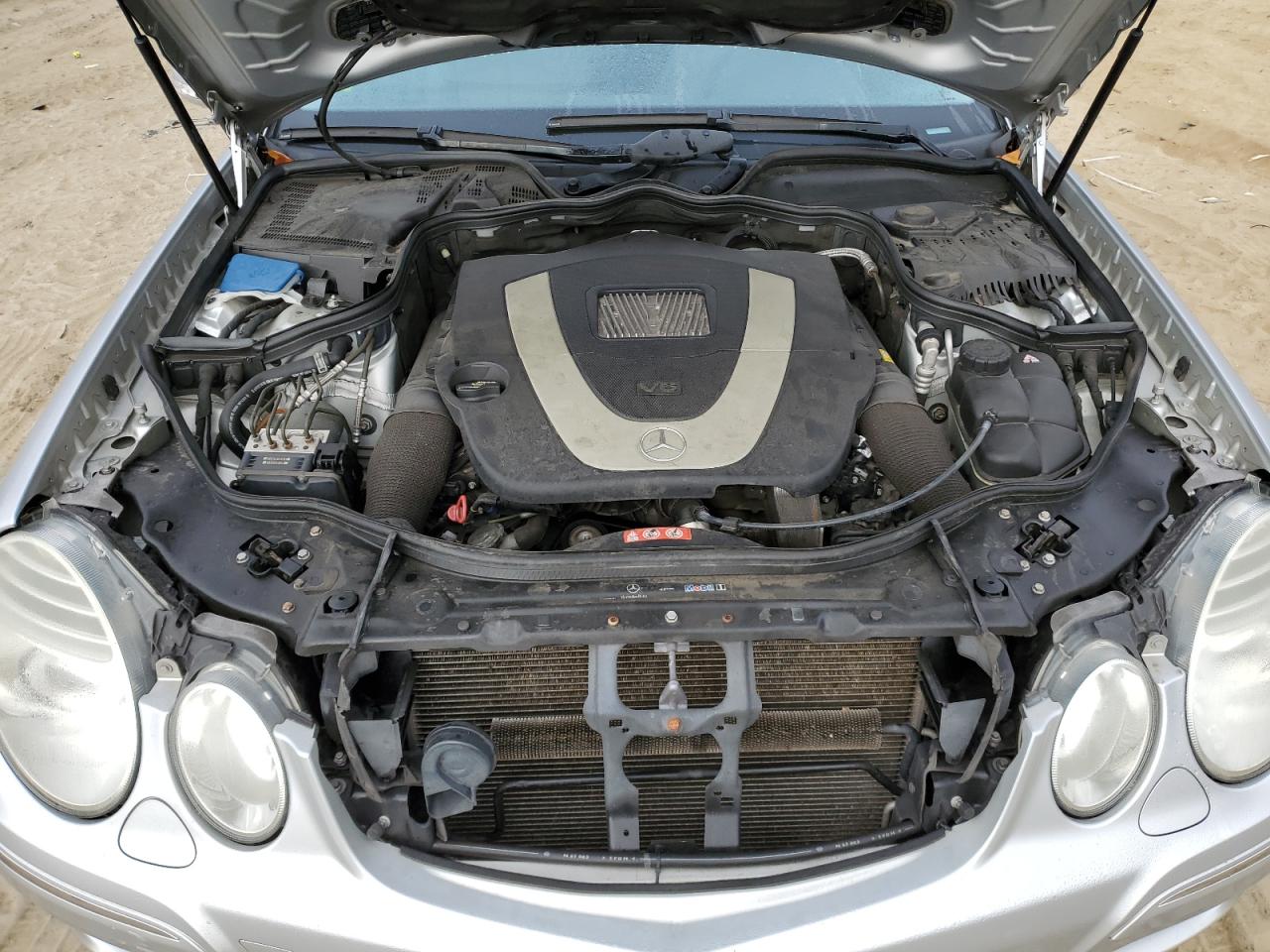 Mercedes-Benz E-Class 350 4matic Image 6