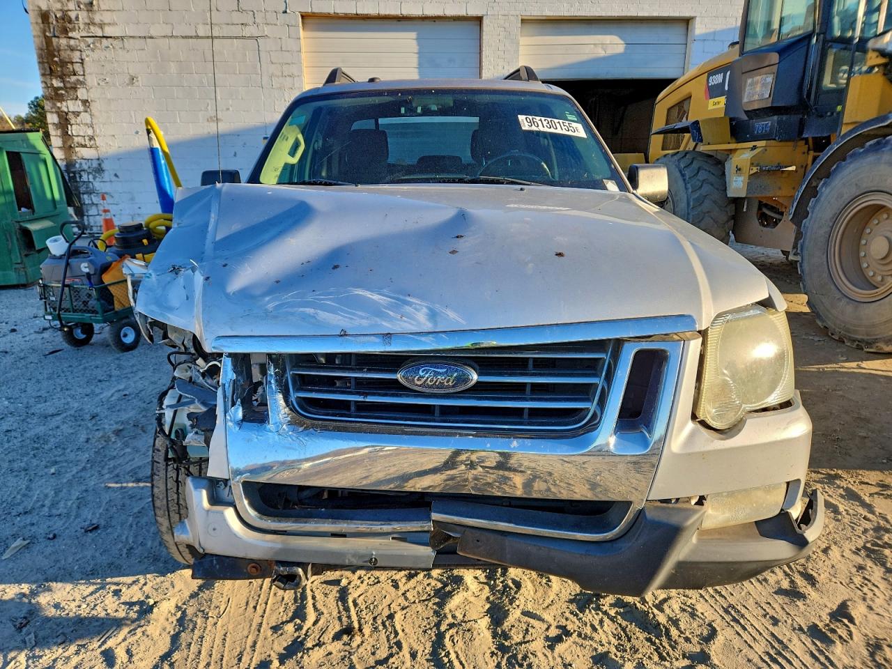 Ford Explorer Xlt Image 3