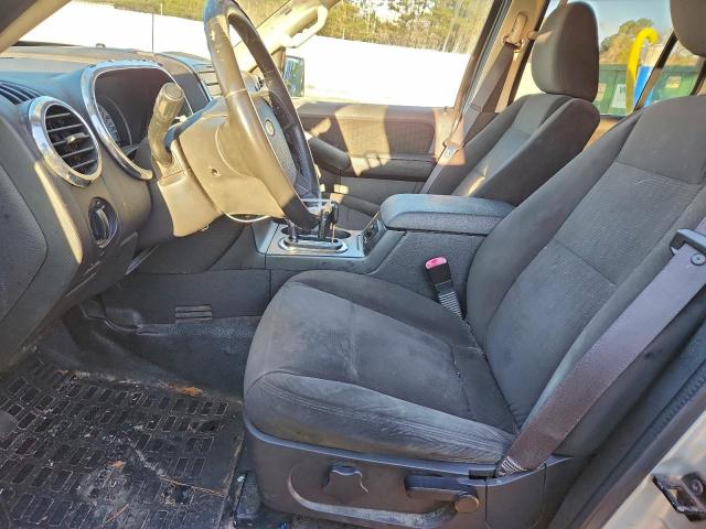 Ford Explorer Xlt Image 7