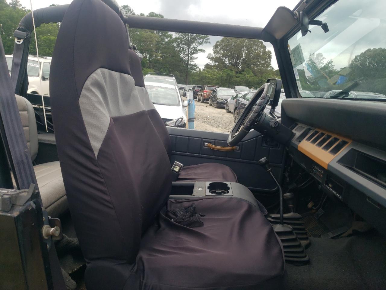 Jeep Wrangler S Image 7