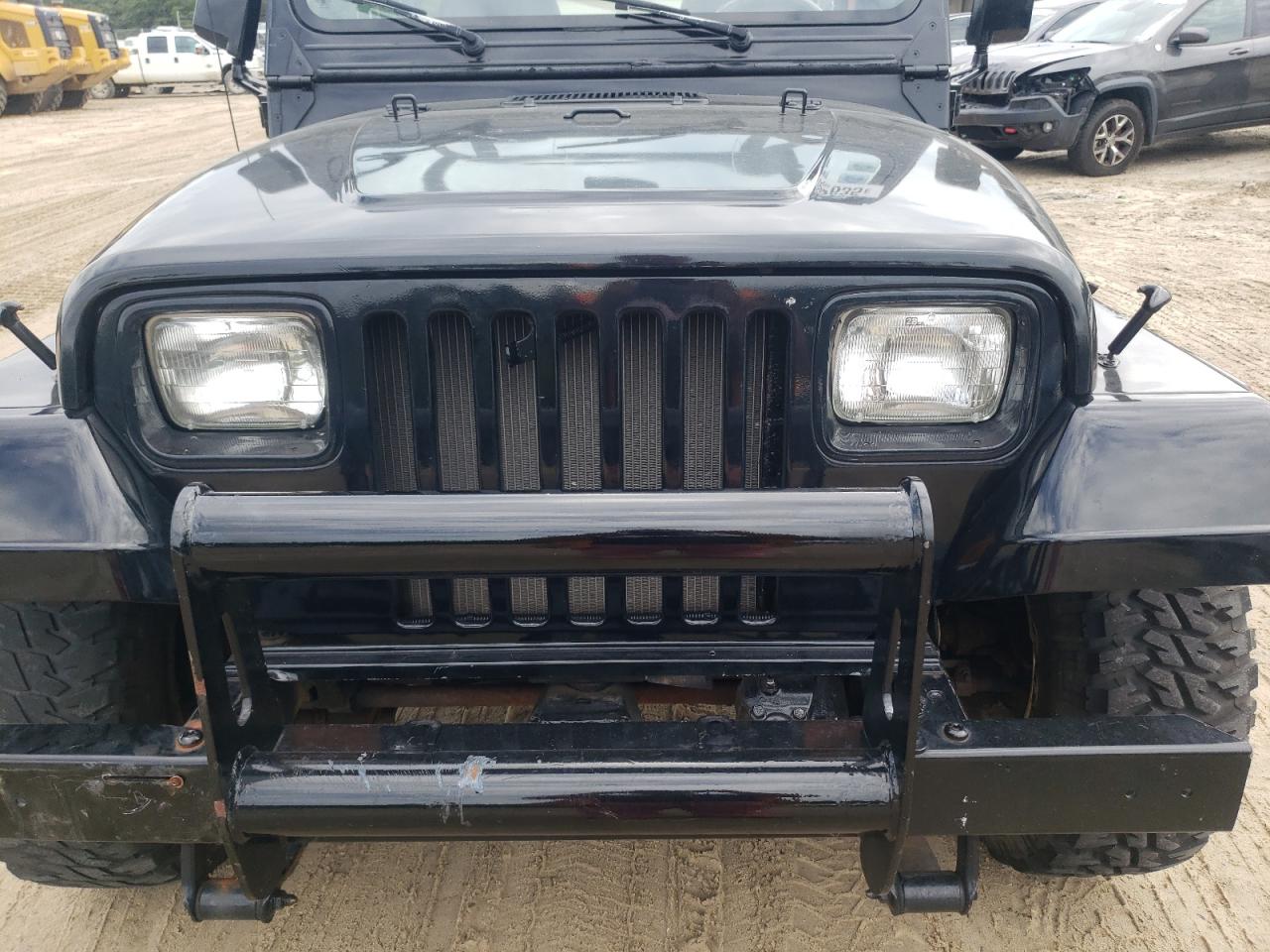 Jeep Wrangler S Image 10