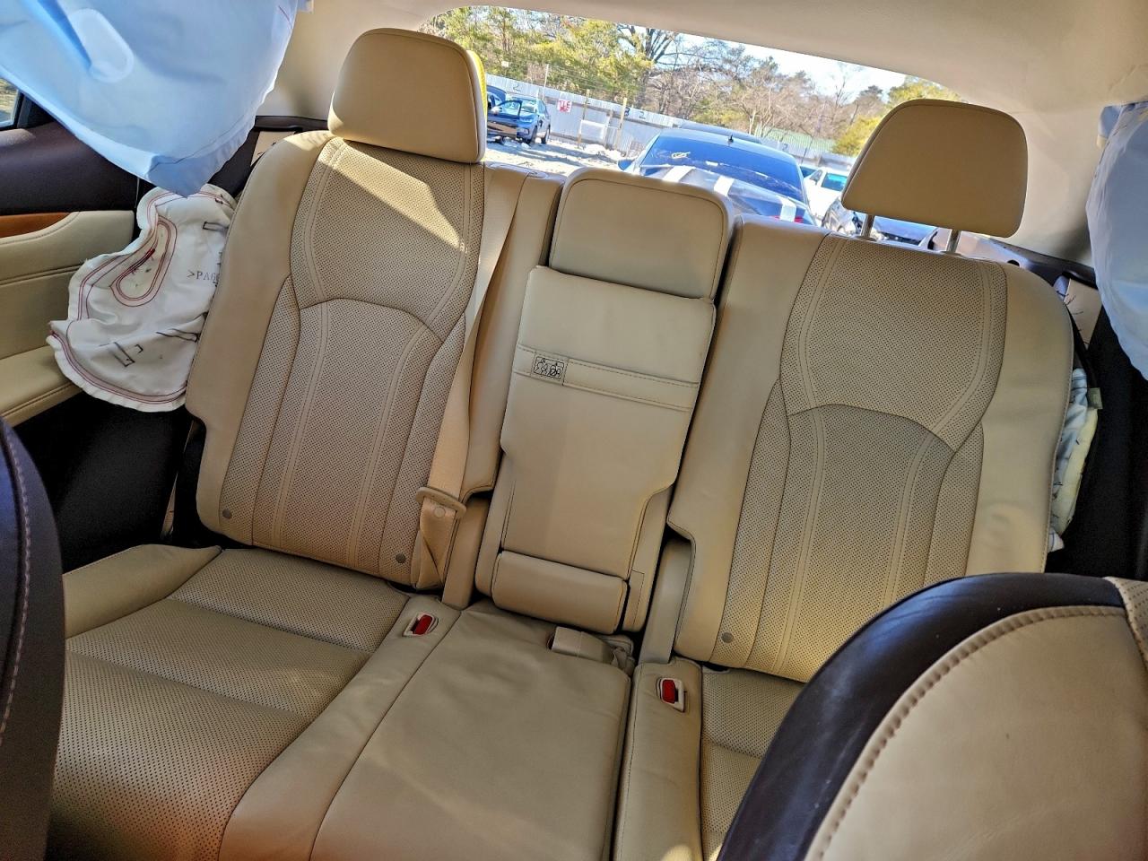 Lexus RX 350 Base Image 12