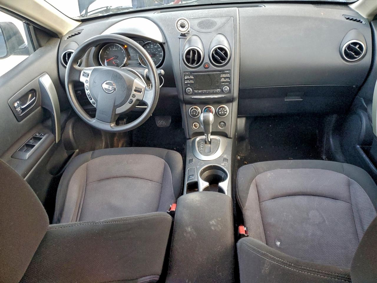 Nissan Rogue S Image 9