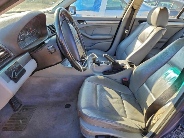 BMW 3 Series I Image 8