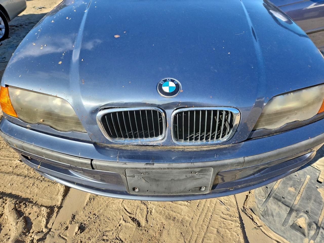 BMW 3 Series I Image 12