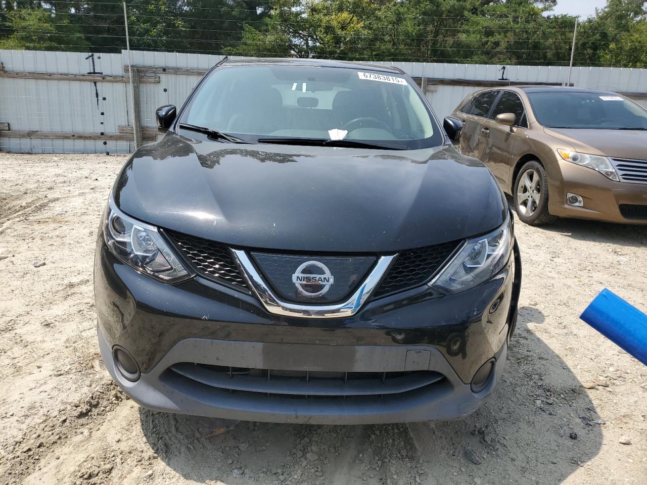 Nissan Rogue S Image 8