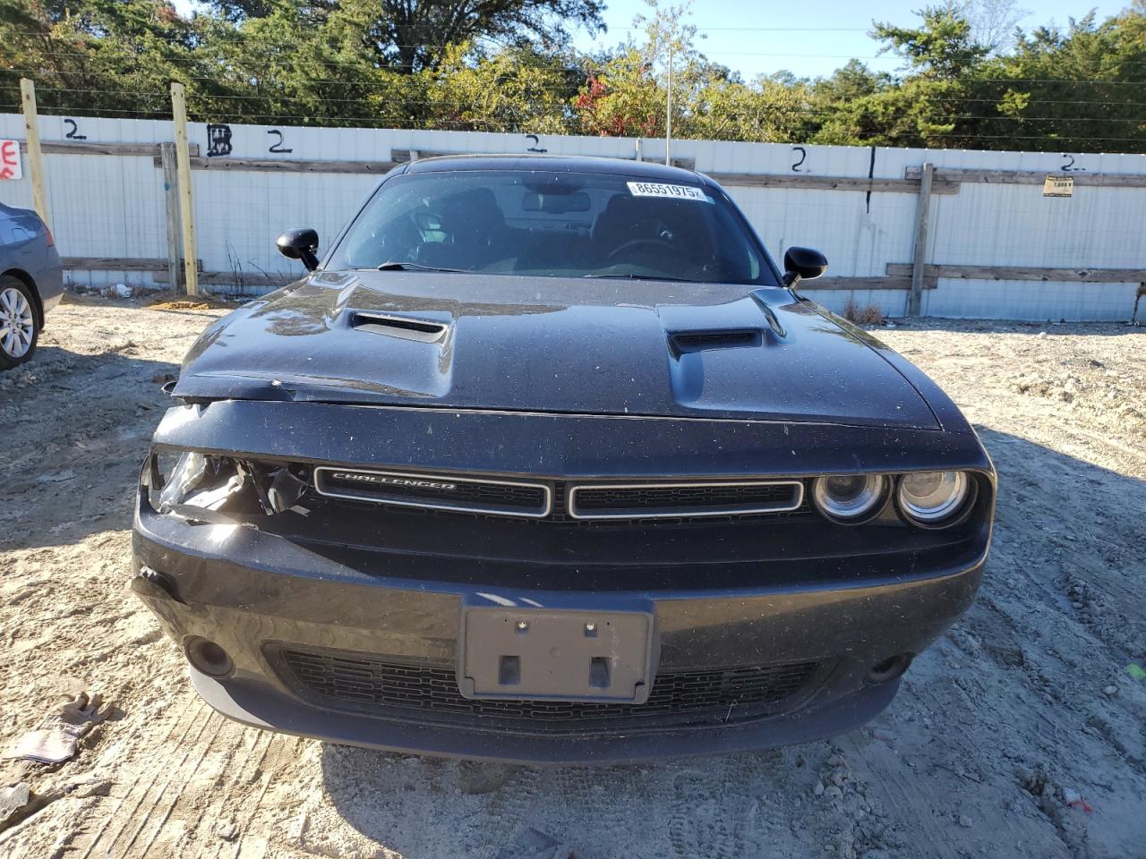 Dodge Challenger Sxt Image 7
