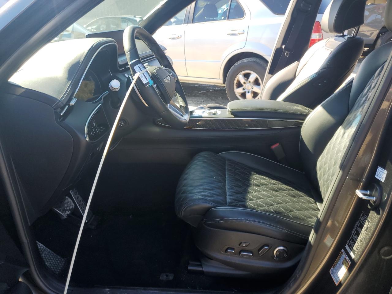 Genesis Gv70 Base Base Image 11