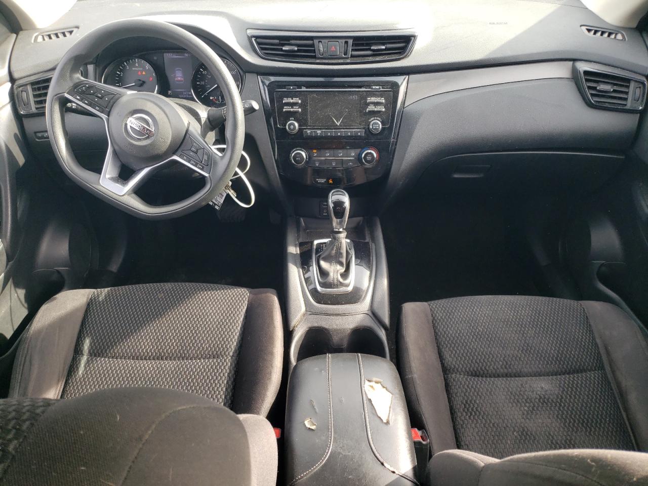 Nissan Rogue S Image 8