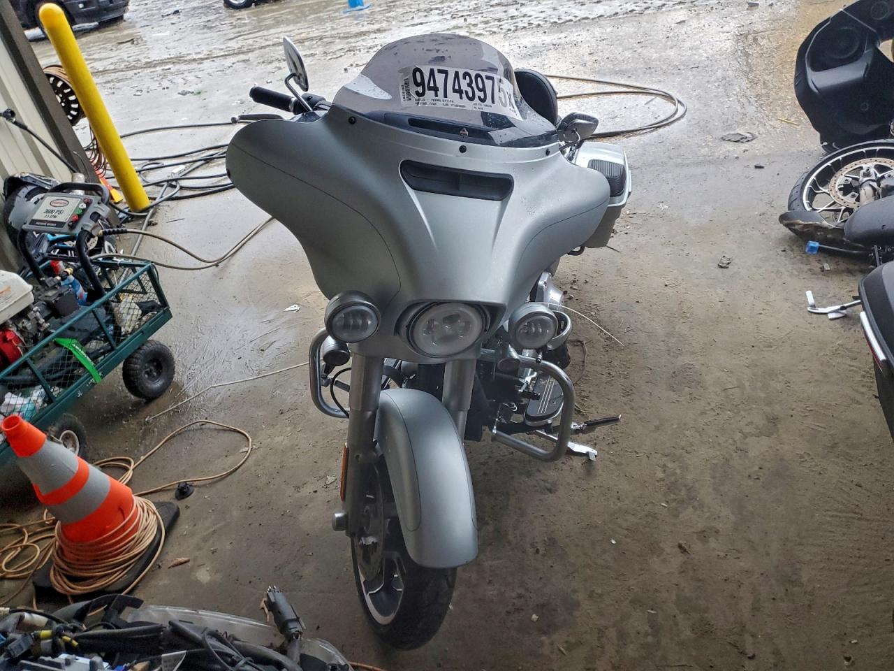 Harley-Davidson Fl Street Glide Special Image 2