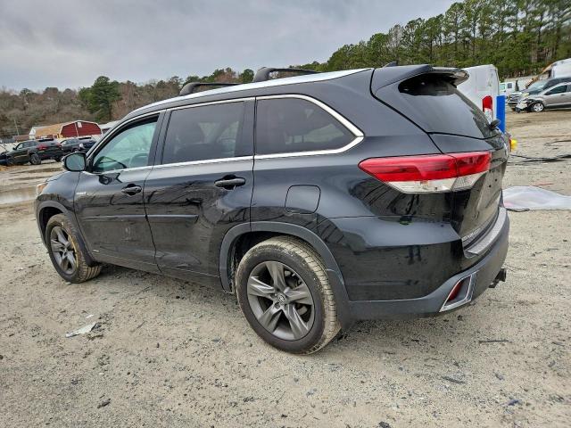 Toyota Highlander Hybrid Limited Image 2