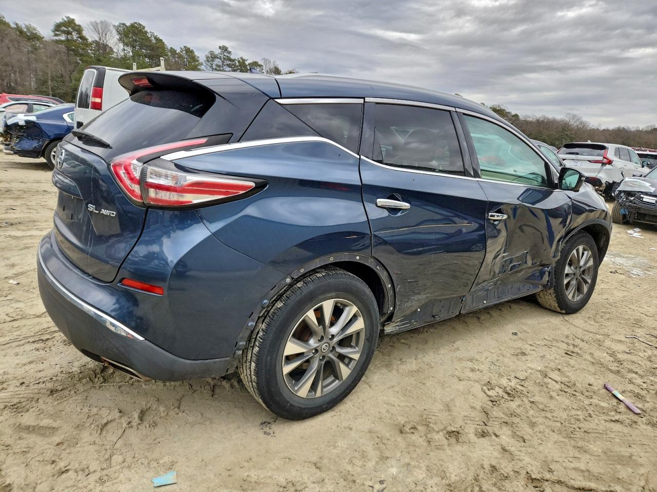 Nissan Murano S Image 3