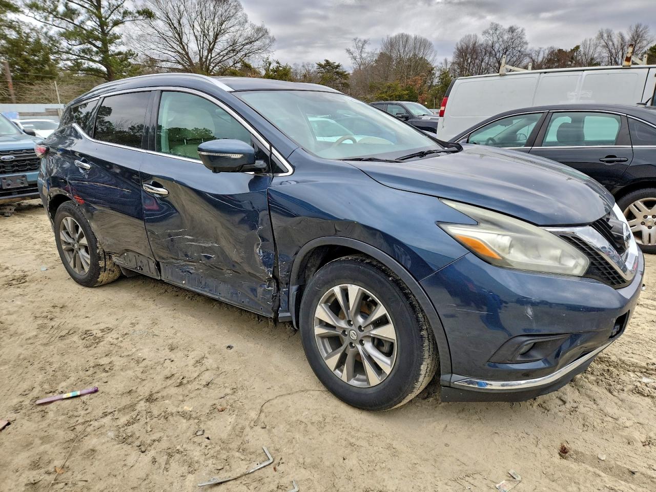 Nissan Murano S Image 4