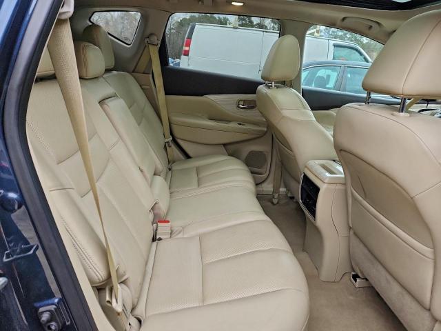 Nissan Murano S Image 2