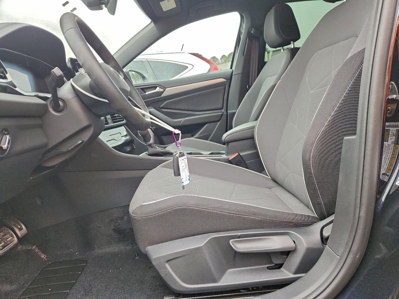 Volkswagen Jetta Sport Image 10