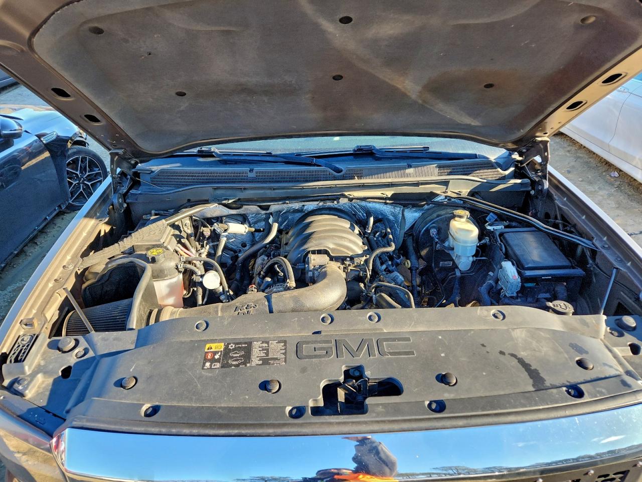 GMC Sierra K1500 Image 12