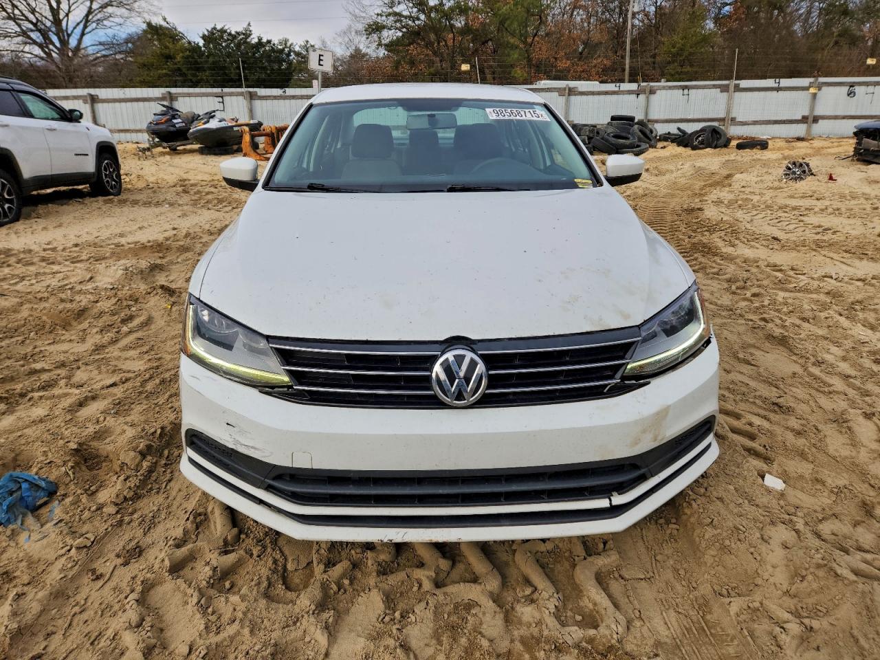 Volkswagen Jetta S Image 12
