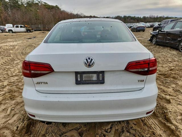 Volkswagen Jetta S Image 7