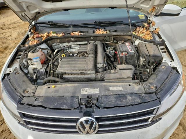 Volkswagen Jetta S Image 11