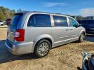 Chrysler Minivan Touring L Image 3