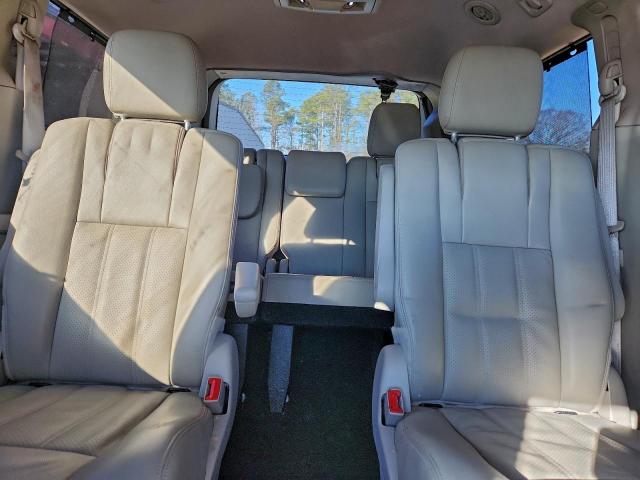 Chrysler Minivan Touring L Image 8