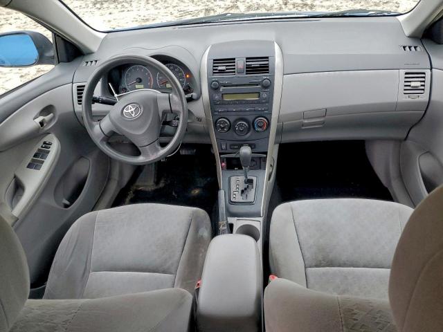 Toyota Corolla Base Image 3