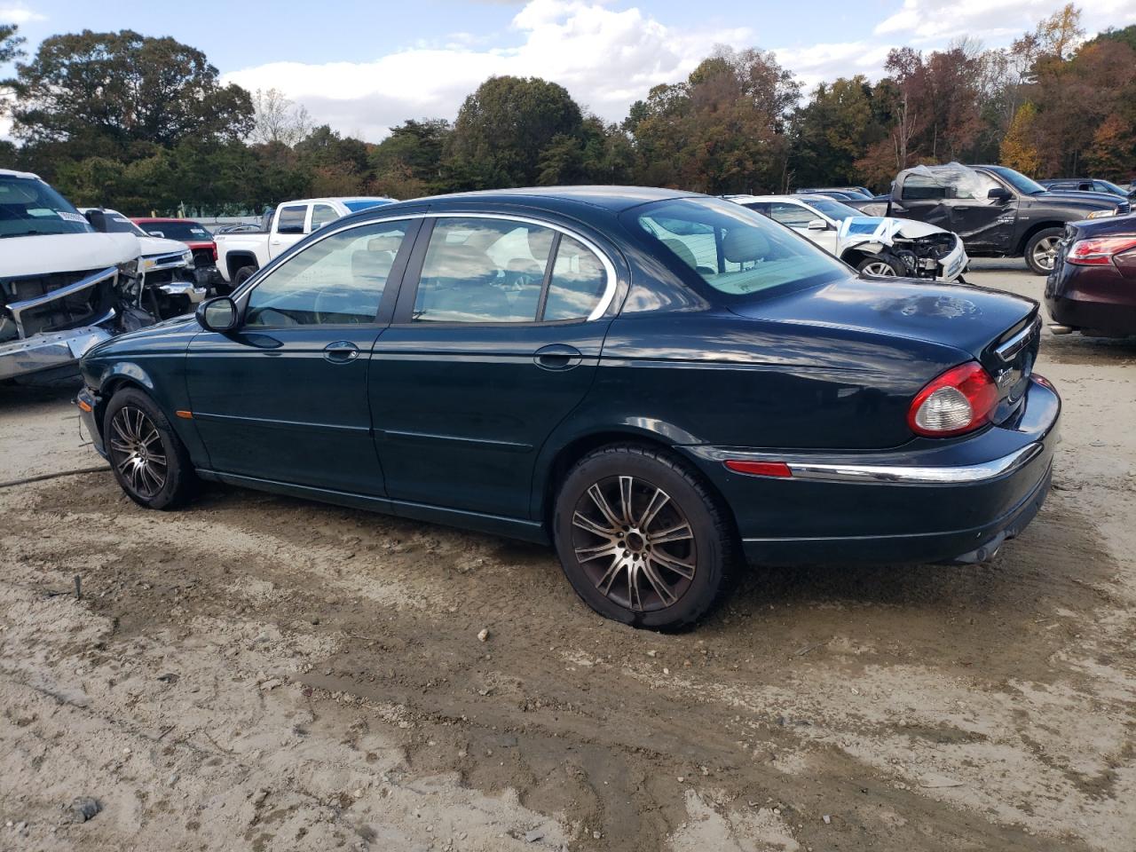 Jaguar X-Type 3.0 Image 4
