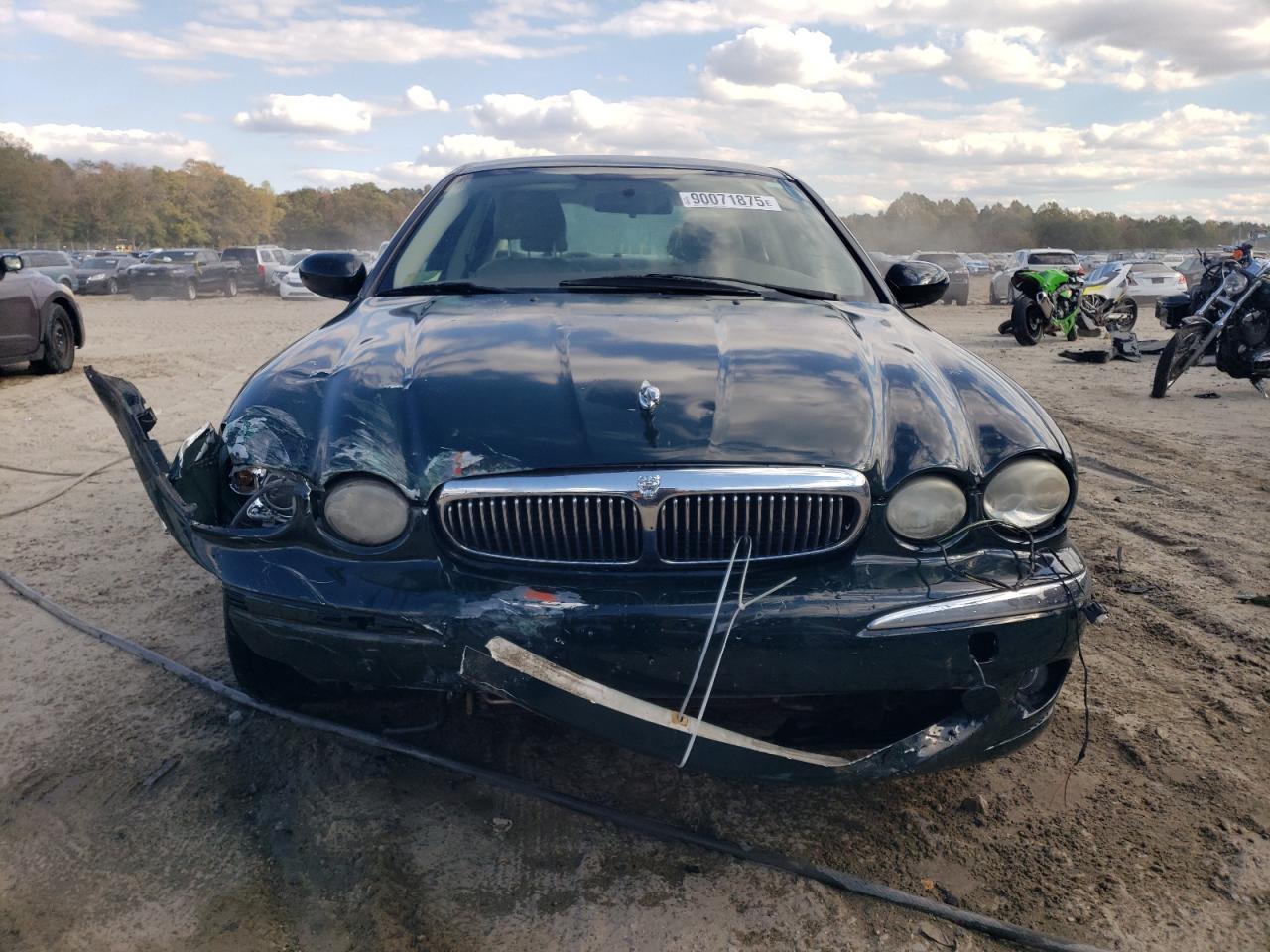 Jaguar X-Type 3.0 Image 6