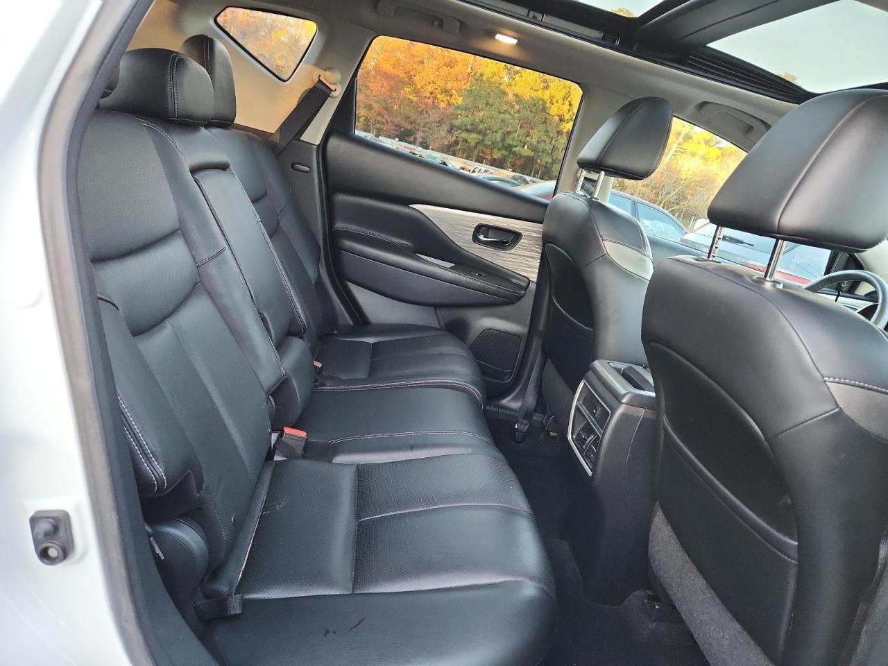 Nissan Murano S Image 4