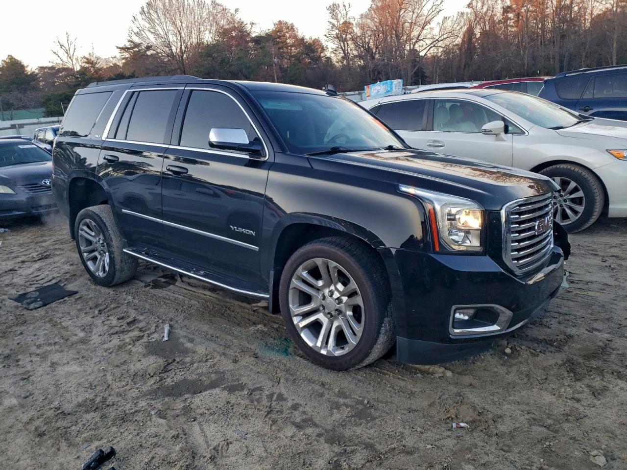 GMC Yukon Slt Image 10