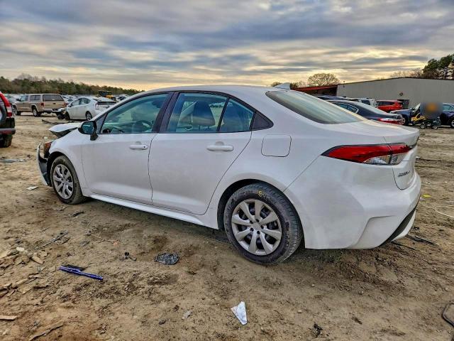 Toyota Corolla Le Image 2