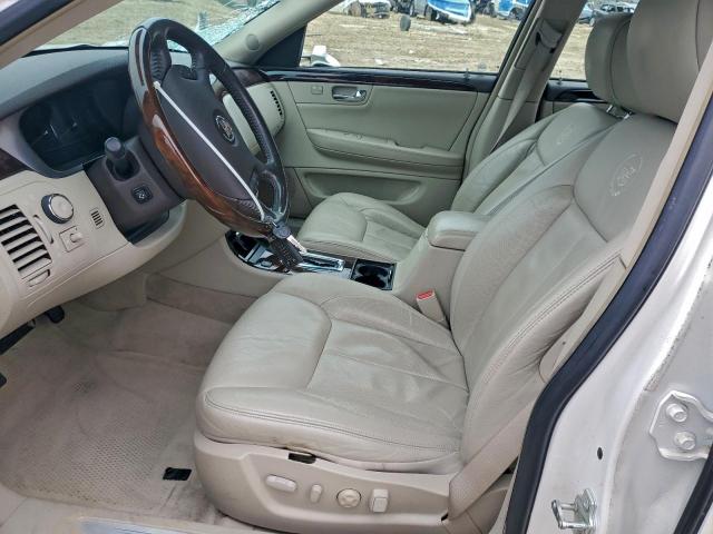 Cadillac DTS Premium Collection Image 3