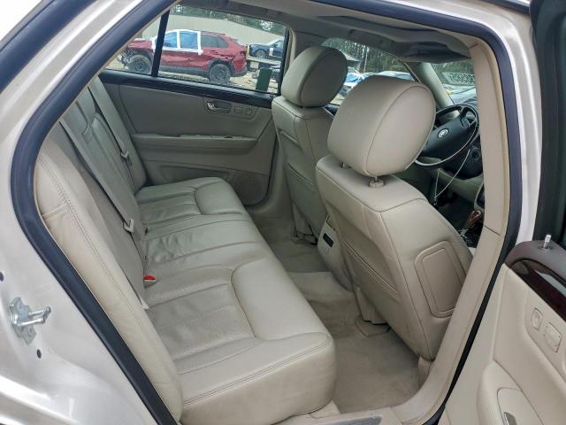 Cadillac DTS Premium Collection Image 6