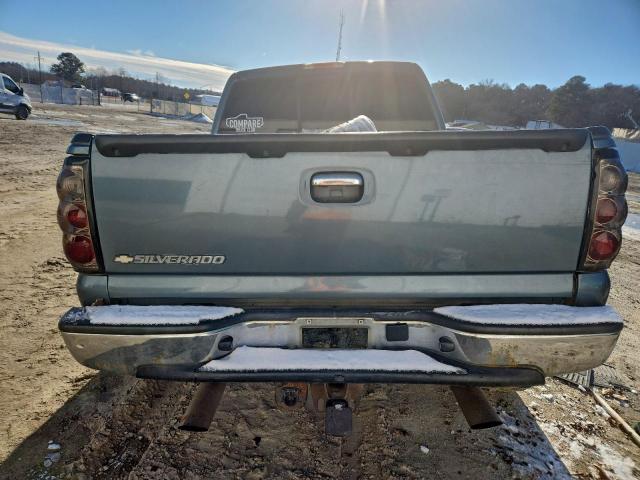 Chevrolet Silverado K1500 Image 7