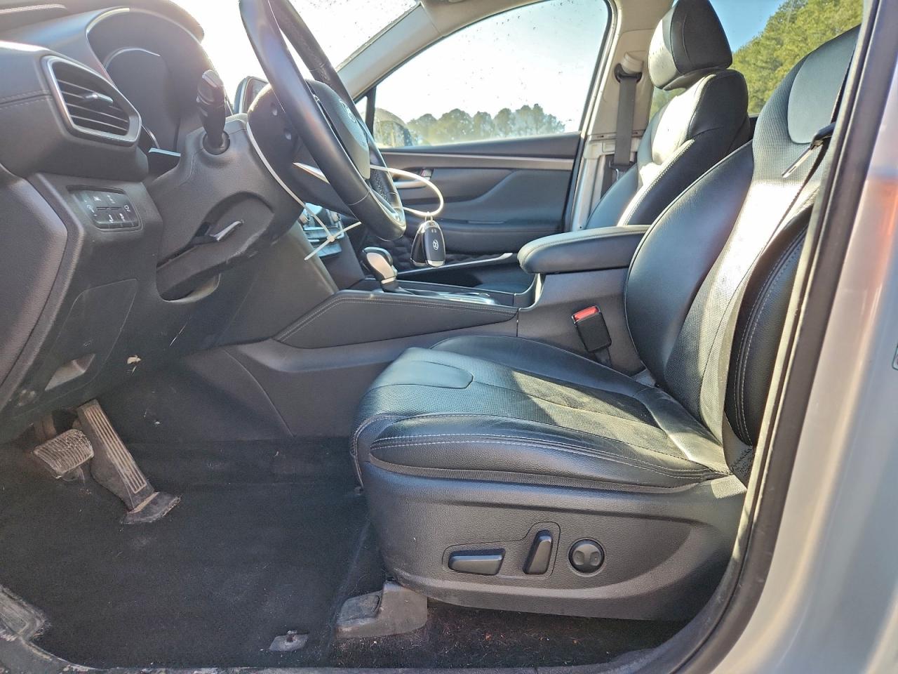 Hyundai SANTA FE Limited Image 11