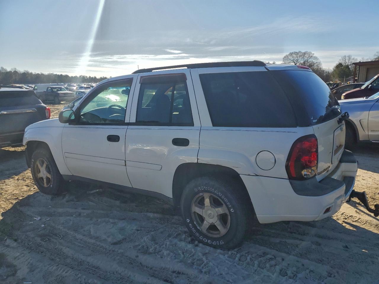 Chevrolet Trailblazer Ls Image 10