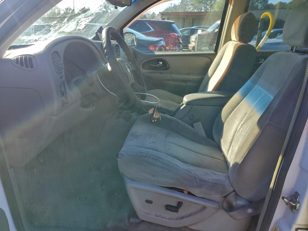 Chevrolet Trailblazer Ls Image 9