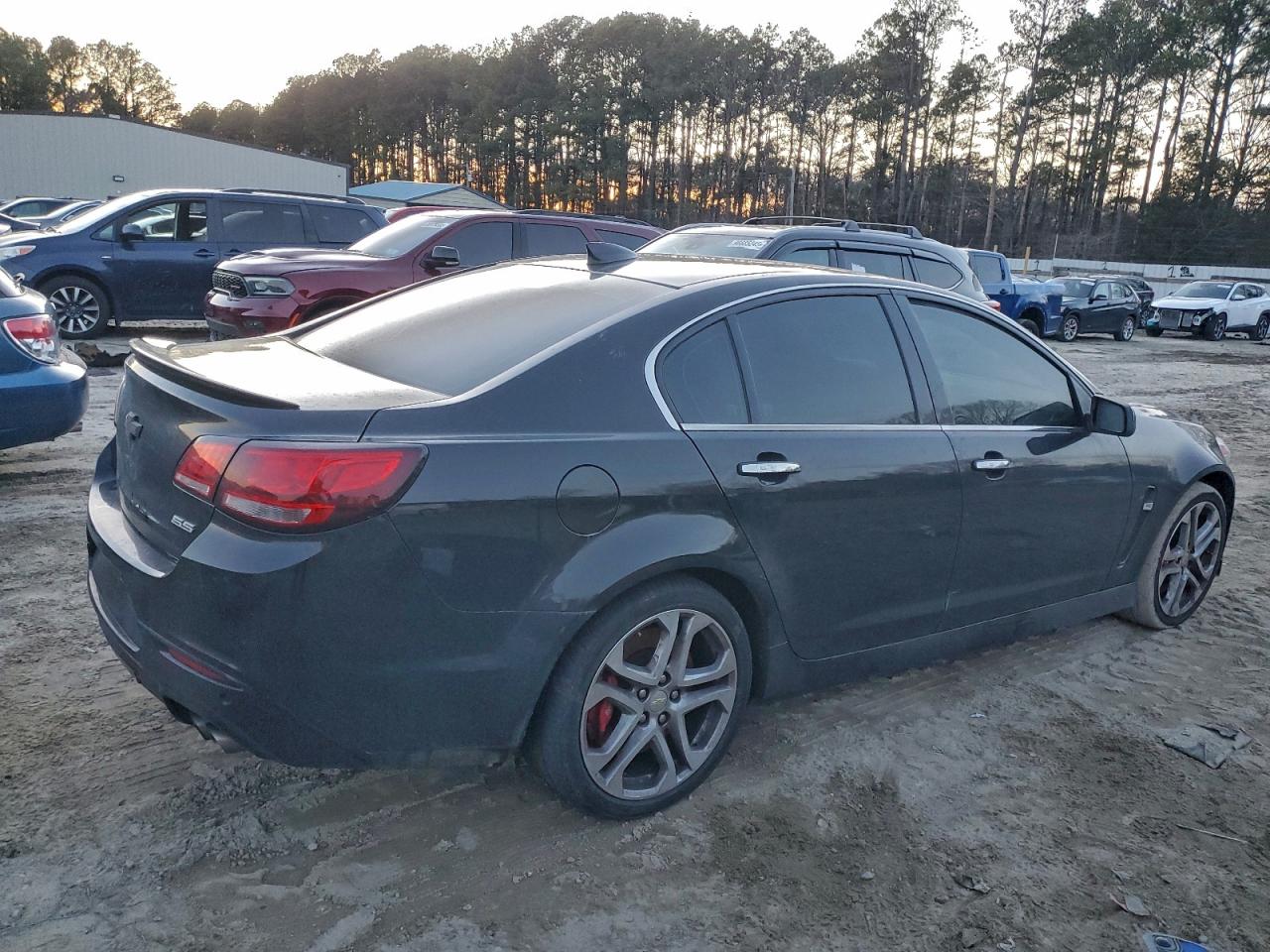 Chevrolet SS Image 4